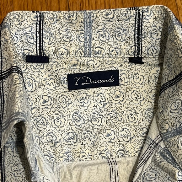 Men’s 7 Diamond Collared Shirt, Size Large - Picture 2 of 5